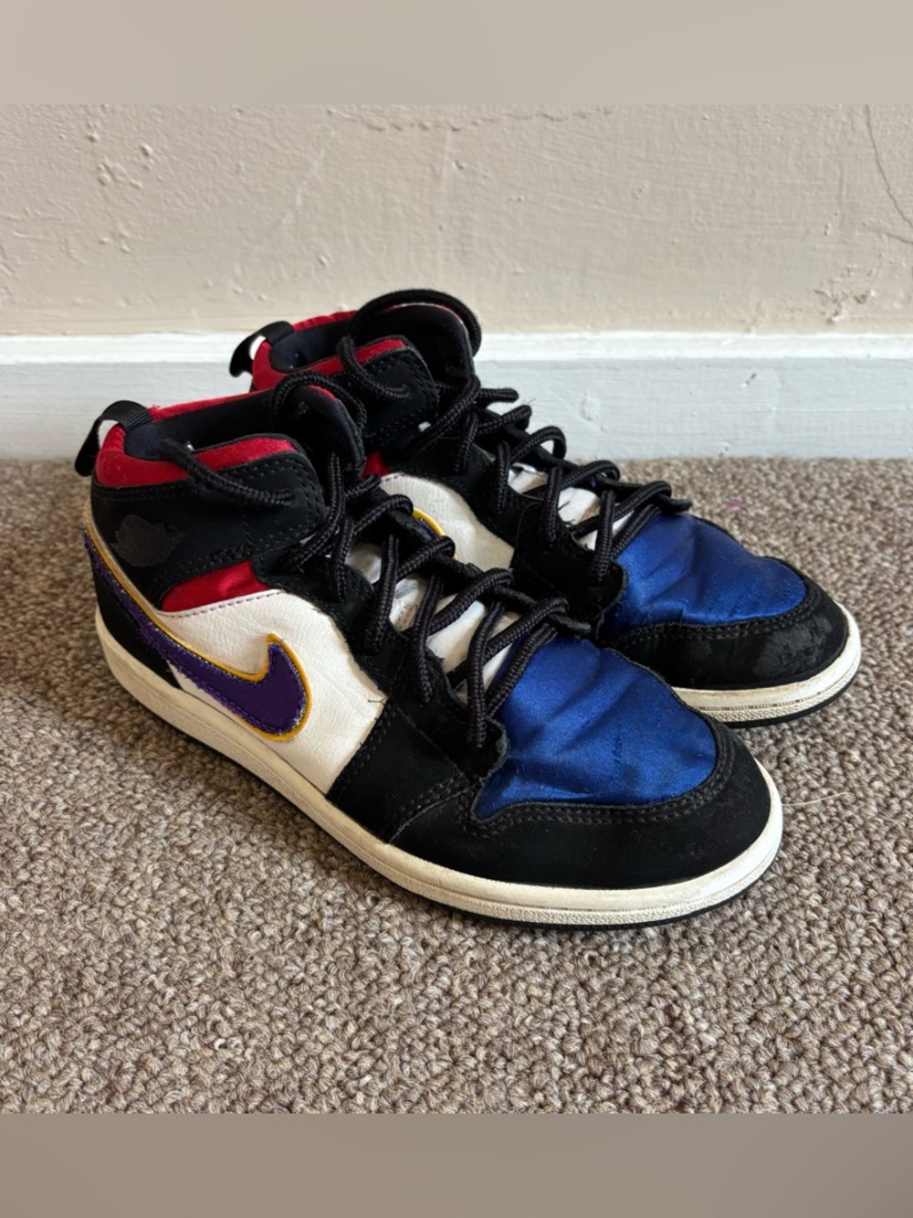 Nike Air Jordan Shoes Size 2Y